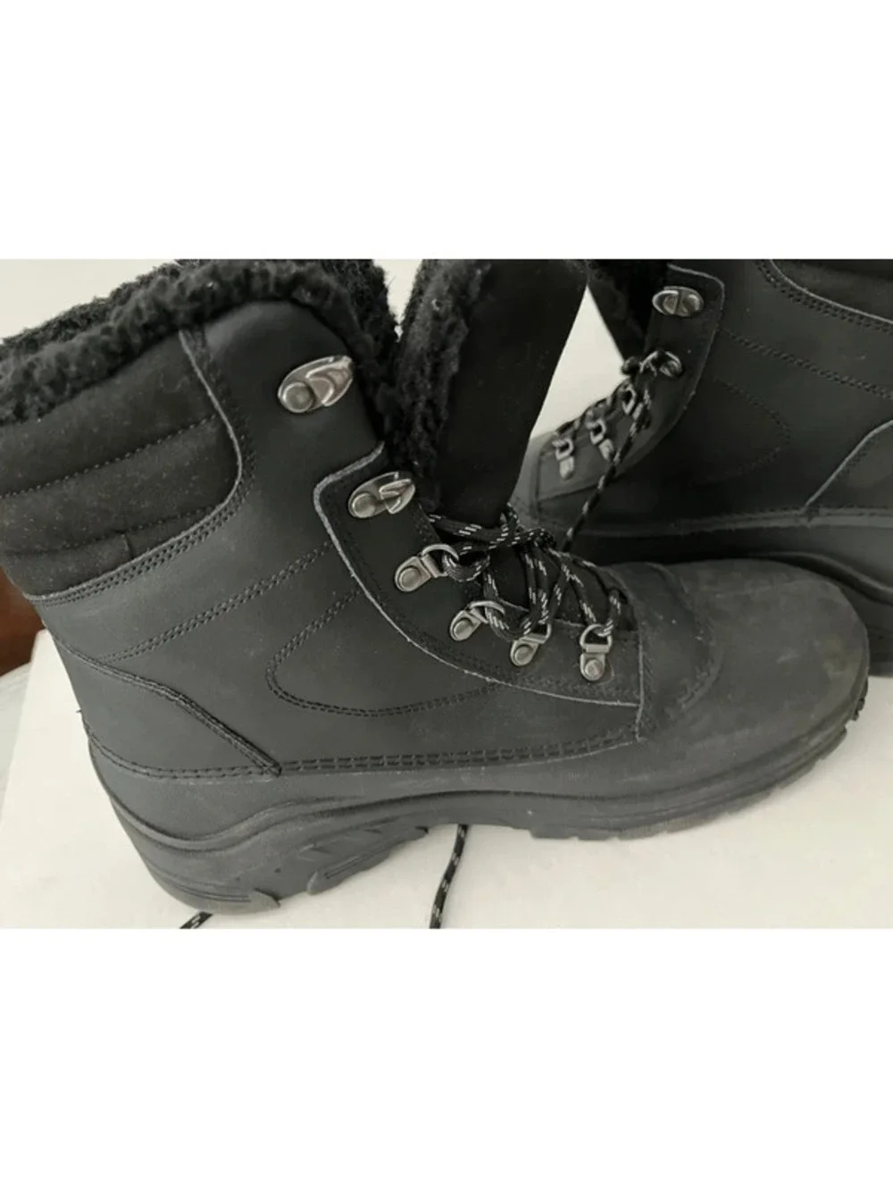 Thermolite Black Waterproof Weatherproof Hiking Work Boots Mens Size 11 Eco Made